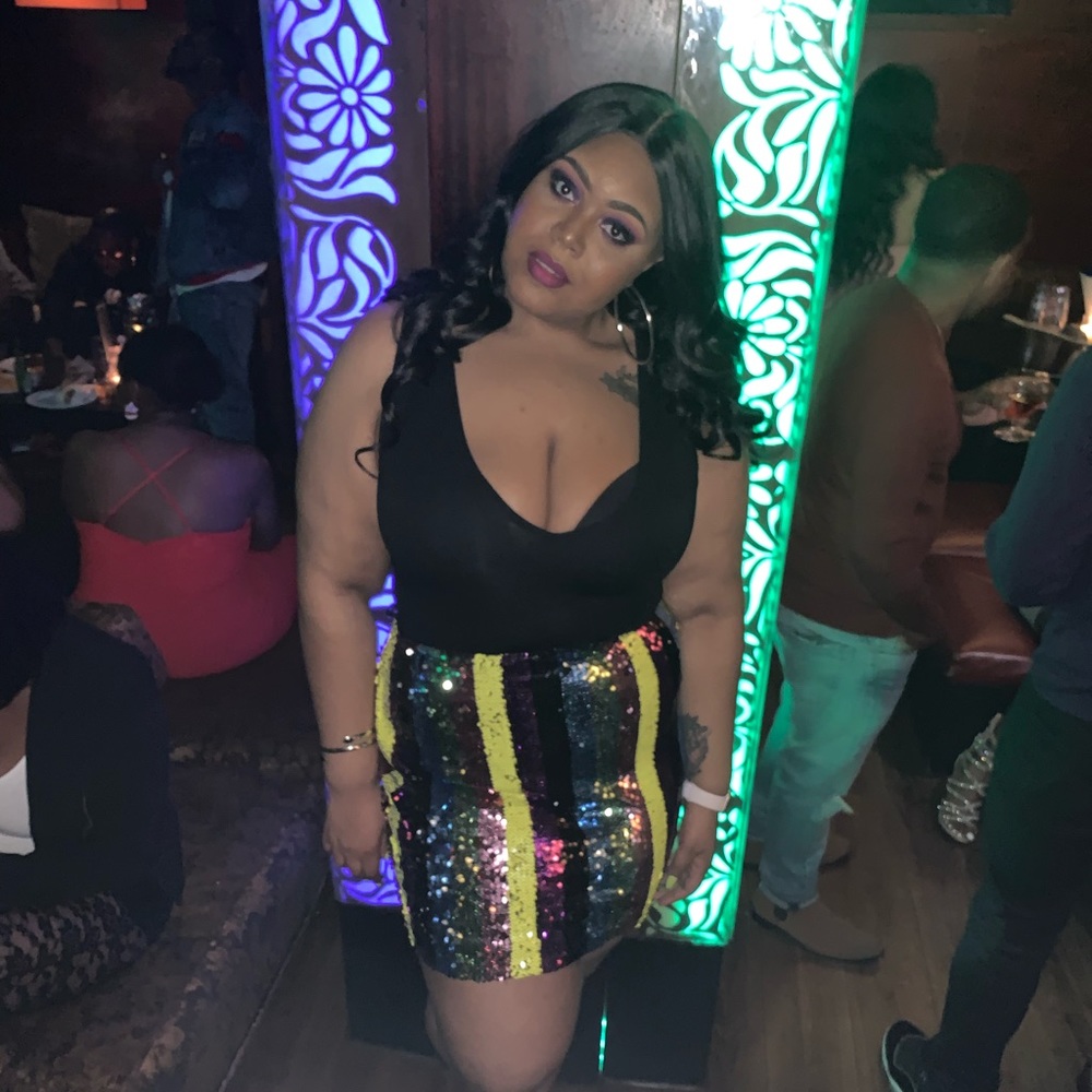 Sequins mini skirt